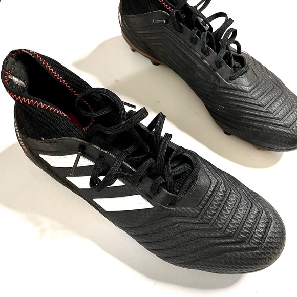 Adidas Predator Soccer Cleats - size 11 1/2” - Picture 1 of 11